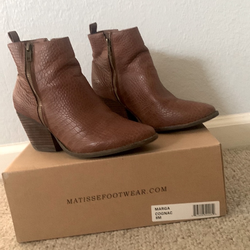 Cognac Duel Zipper Boots
